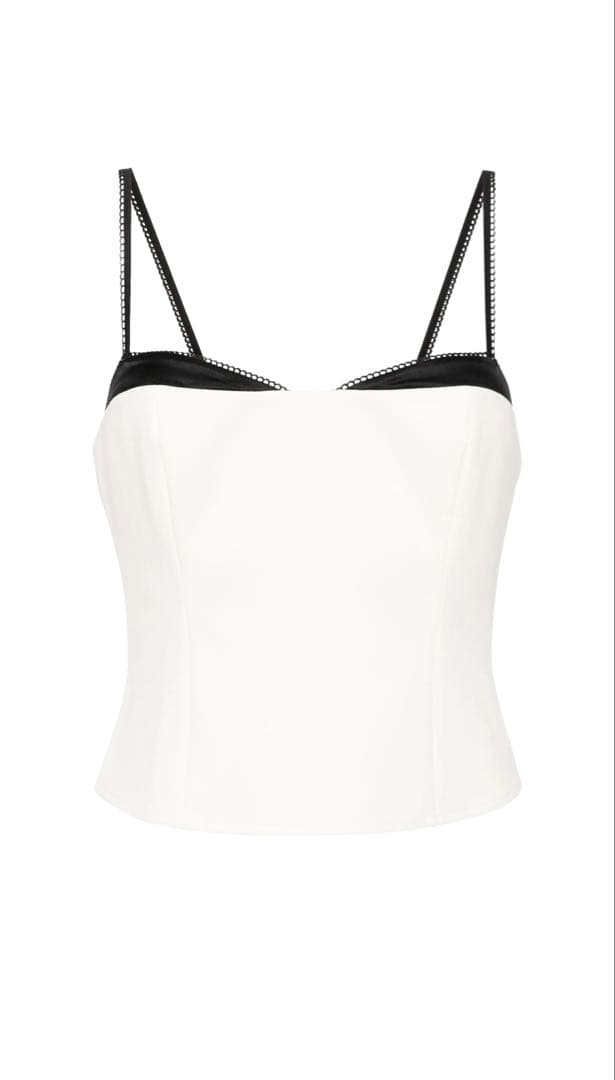 Reformation スウィートハートネック トップ TWICE ミナ着用