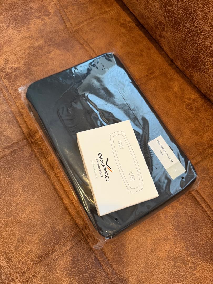 SIXPAD Powersuit Lite Abs Mサイズ　コントローラー付