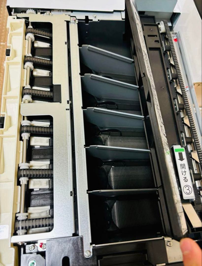 自動釣銭機 ECS-777 硬貨・紙幣フルセット 動作良好 匿名・追跡・送料