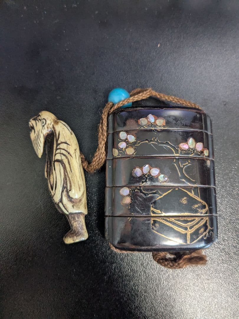 印籠　骨董品 桜模様