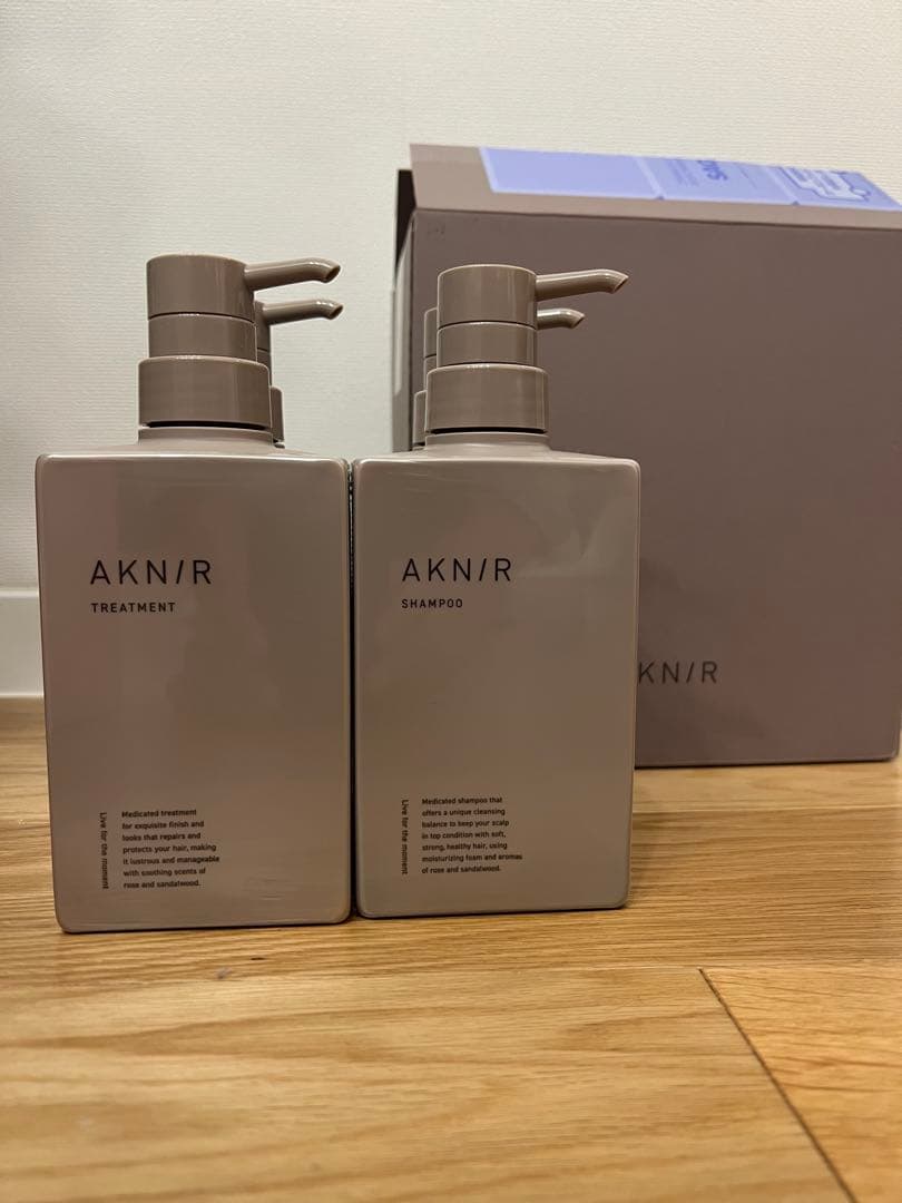 AKNIR シャンプー トリートメント セット　4本　新品未開封