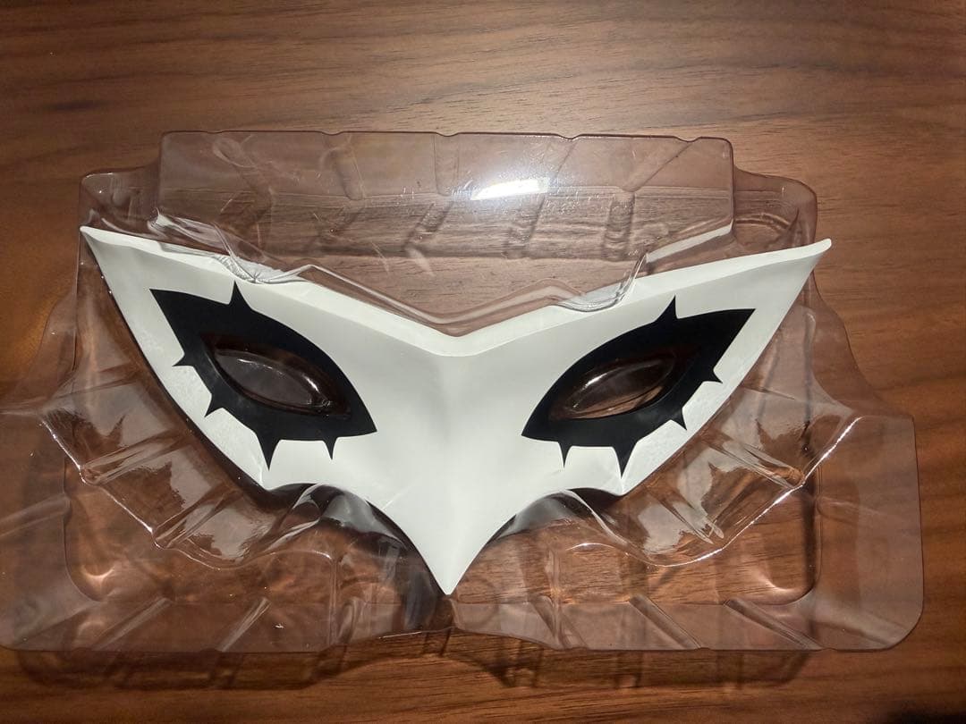 美品】ペルソナ5ロイヤル 海外限定版 特典 ジョーカー マスク - メルカリ