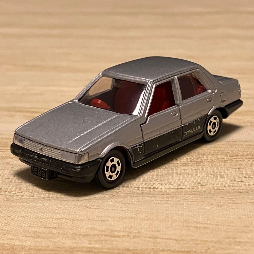 トミカ トヨタ カローラ セダン No.32 1/61