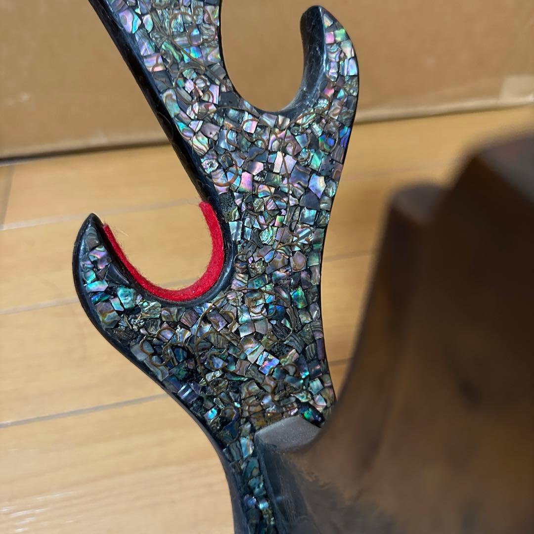 時代物 木製 螺鈿細工 富士山 刀掛け 3本掛 高さ約40.5cm 螺鈿