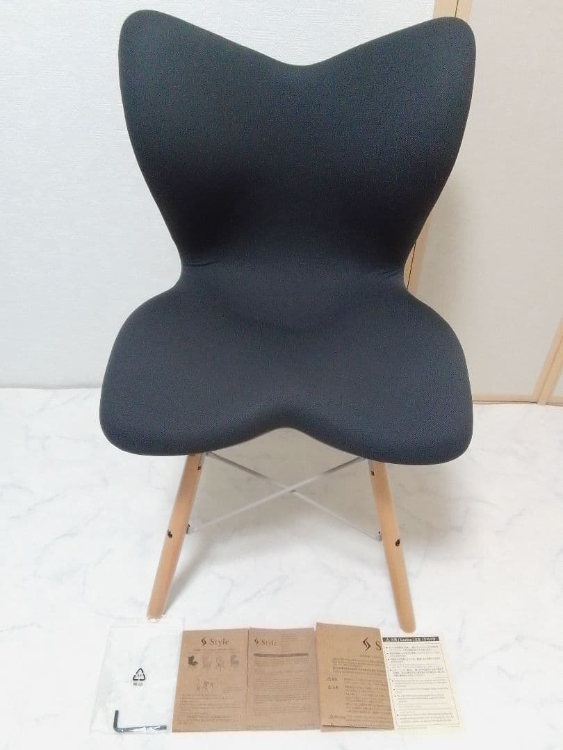 ☆ほぼ未使用☆ MTG スタイルチェア PM スツール 姿勢矯正