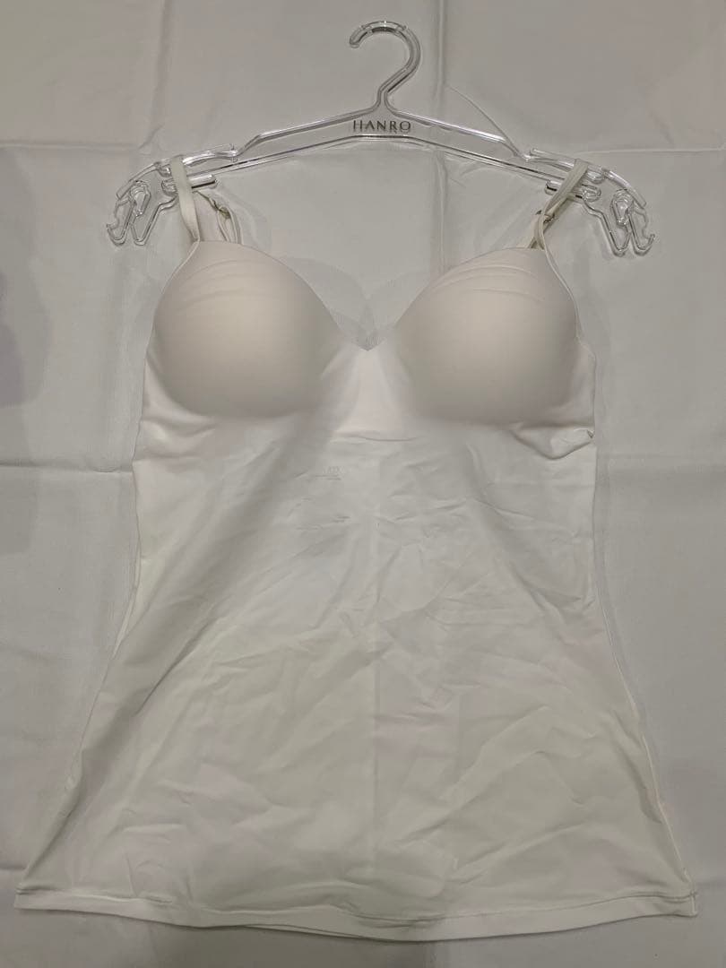 新品未使用タグ付　HANROハンロ　キャミソール　70C ホワイト