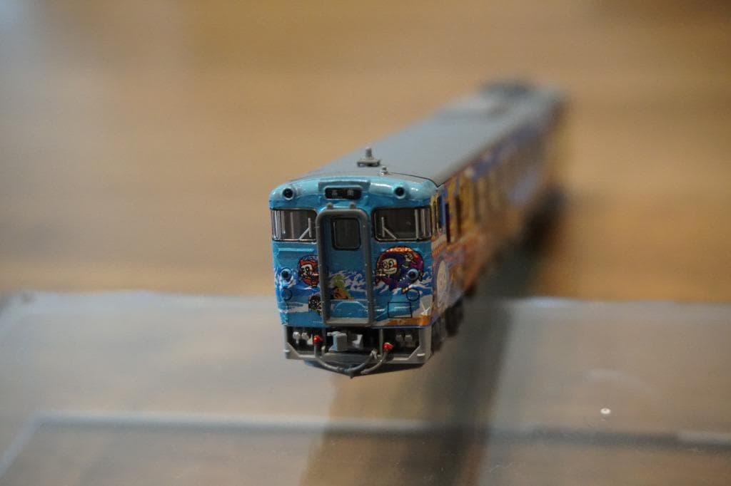 TOMIX キハ40 2137 氷見線・城端線 ハットリくんラッピング塗装 M車