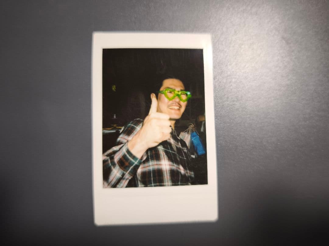 不明男性　メガネ　チェキ