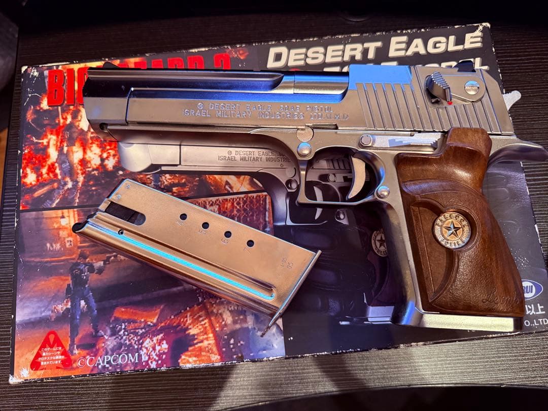 デザートイーグル .50AE ガスガン　バイオハザード２ レオン