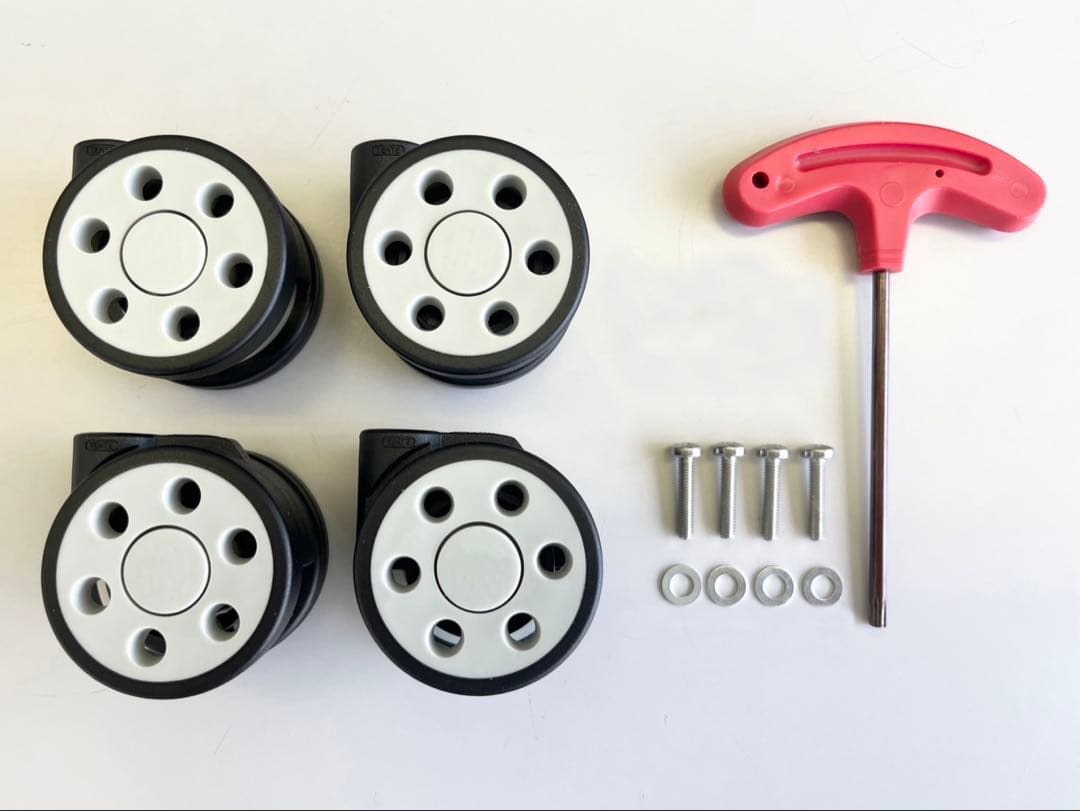 RIMOWA リモワ 互換キャスター グレー 50㎜ ４輪セット RIMOWA リモワ 専用 スーツケース キャスター 4輪 静音 ホイール