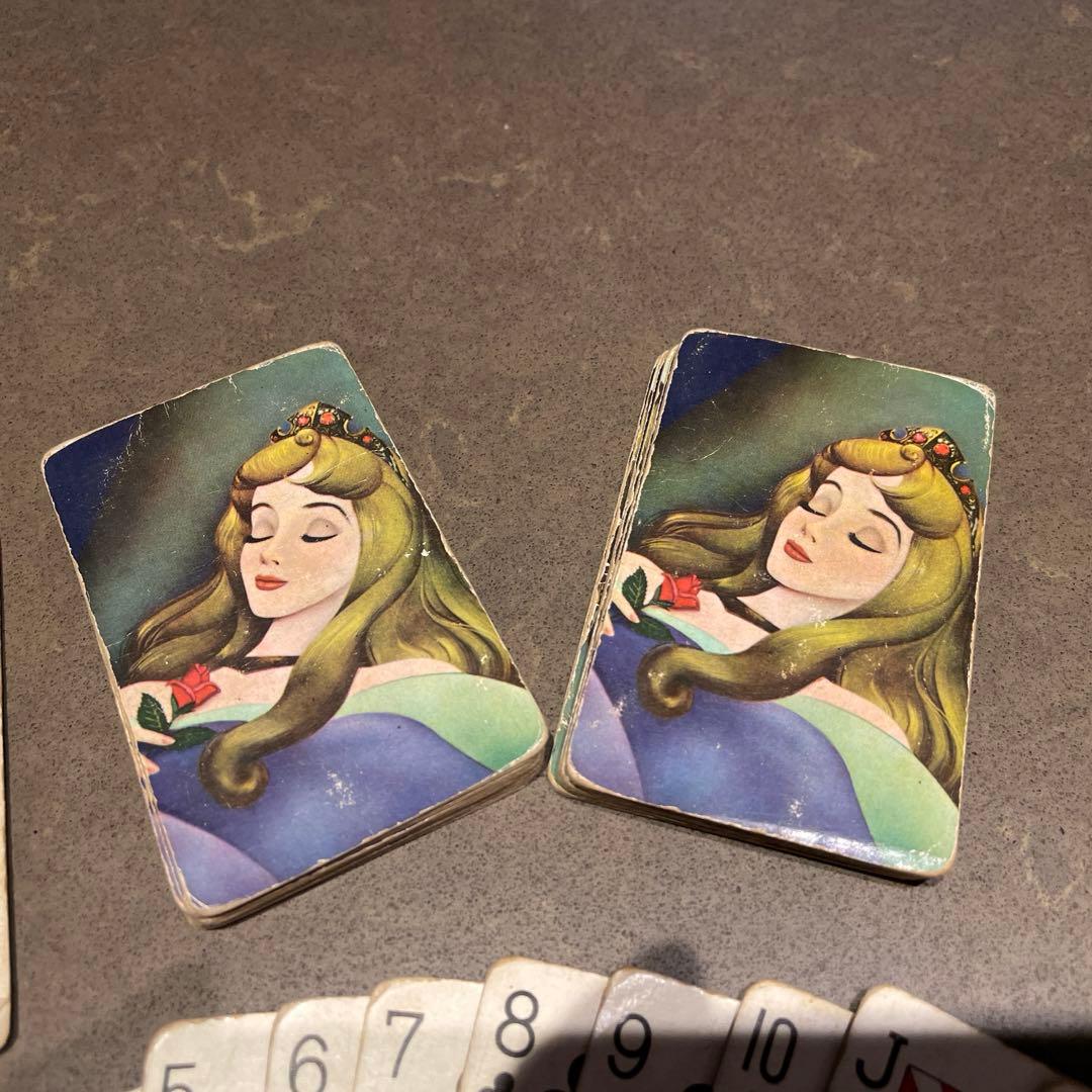 ディズニートランプ レア物ディズニーキャラクタートランプ4種 - メルカリ