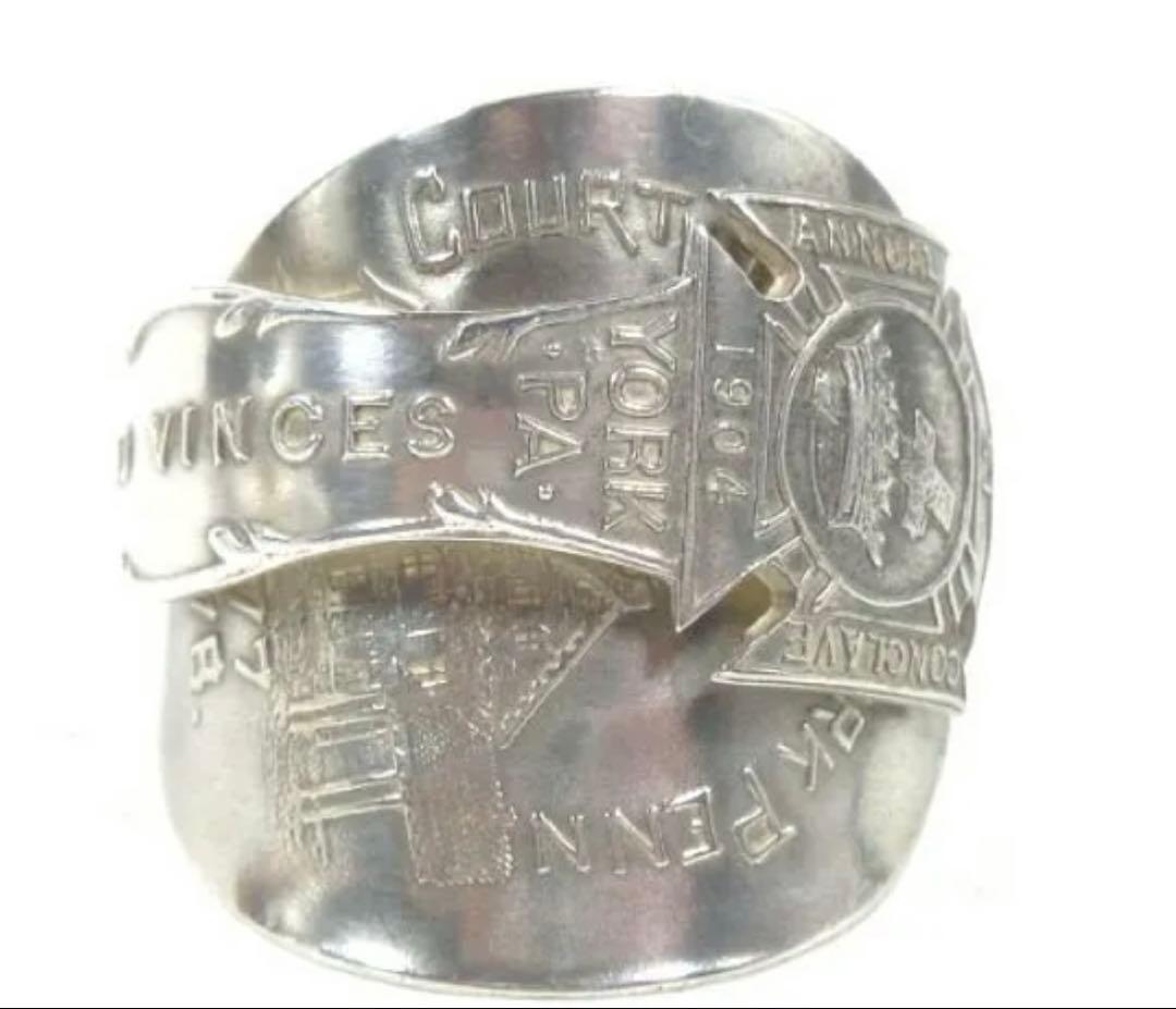 USA製アンティーク1900年代初頭フリーメイソン銀製スプーンリング指輪 1900年代初頭アンティーク銀製スプーンリング 繊細な彫刻付き