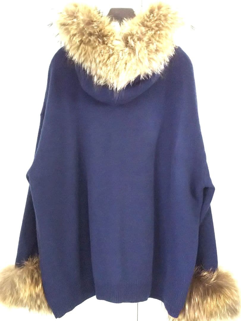ヨ*チ様 MAX&MOI PARISロイヤルブルー★毛皮とフード付きビッグニット