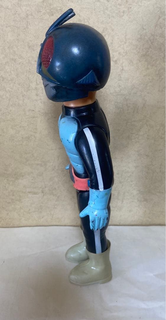 旧バンダイ仮面ライダーソフビ⭐︎希少1本線.青マスク - メルカリ