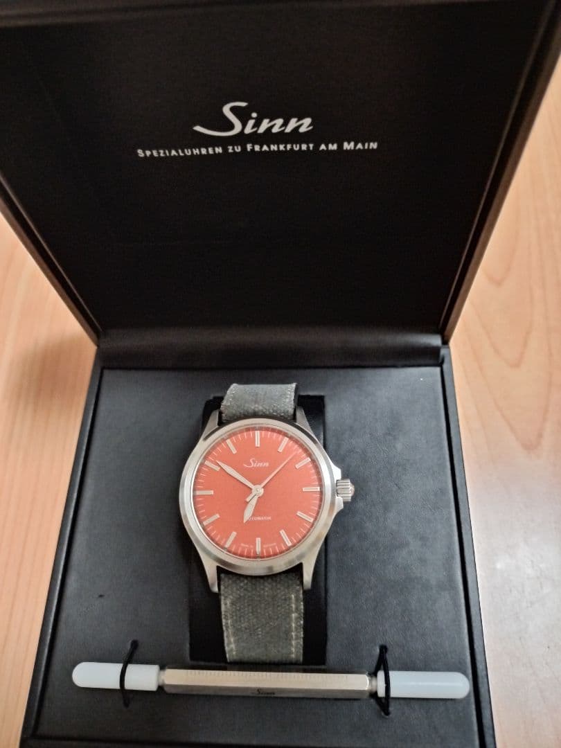 世界限定400本】Sinn 556 CarnelianRed 自動巻 - メルカリ