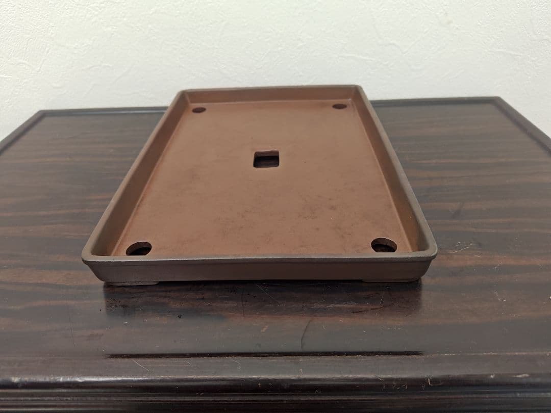 ブラウン長方形陶器製中型盆栽鉢 約31cm x 23cm×3cm 落款あり