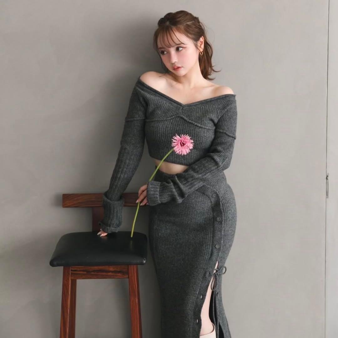 AND MARY ニキニットセットアップ グレー - メルカリ