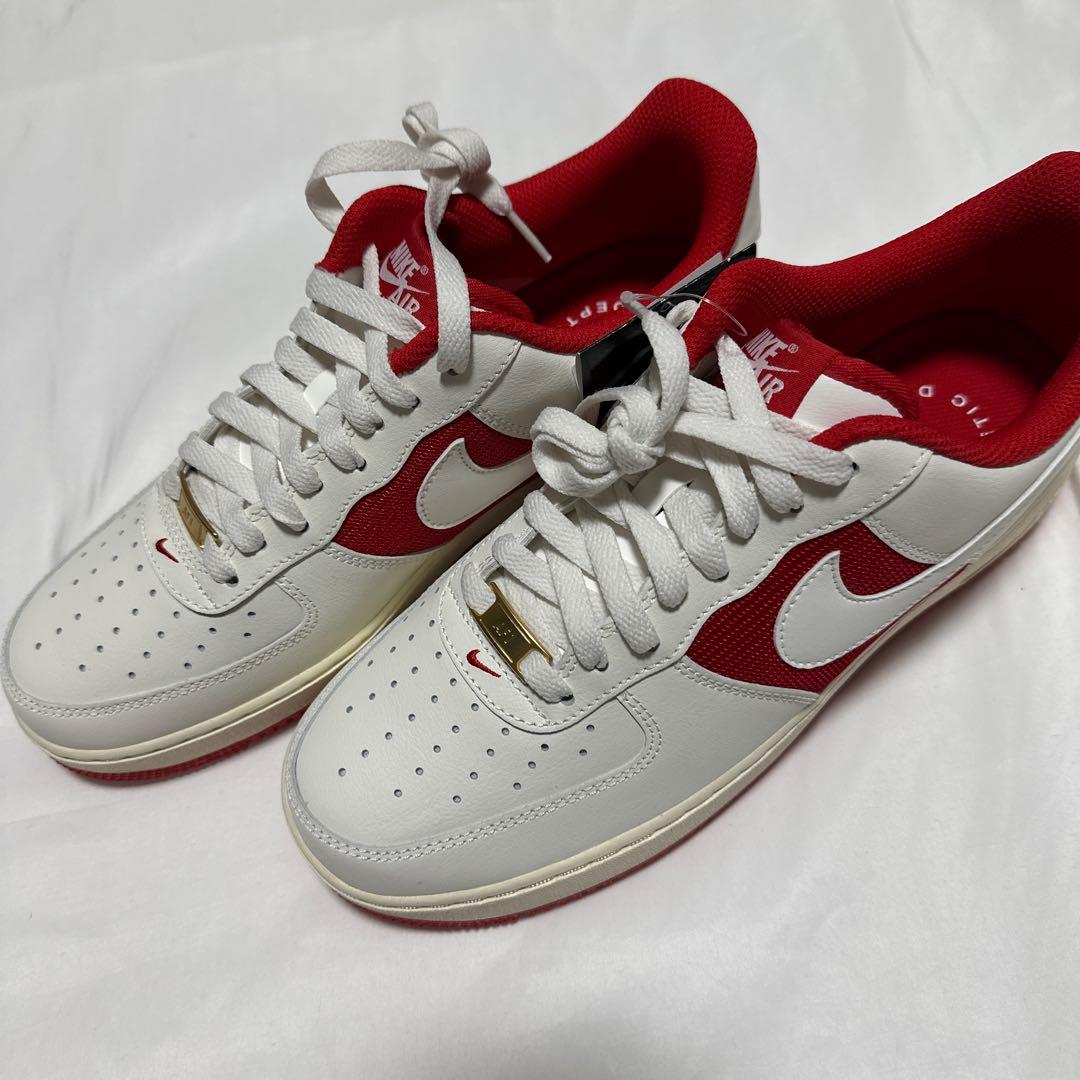 新品　NIKE AIR FORCE1'07 レッド　ホワイト