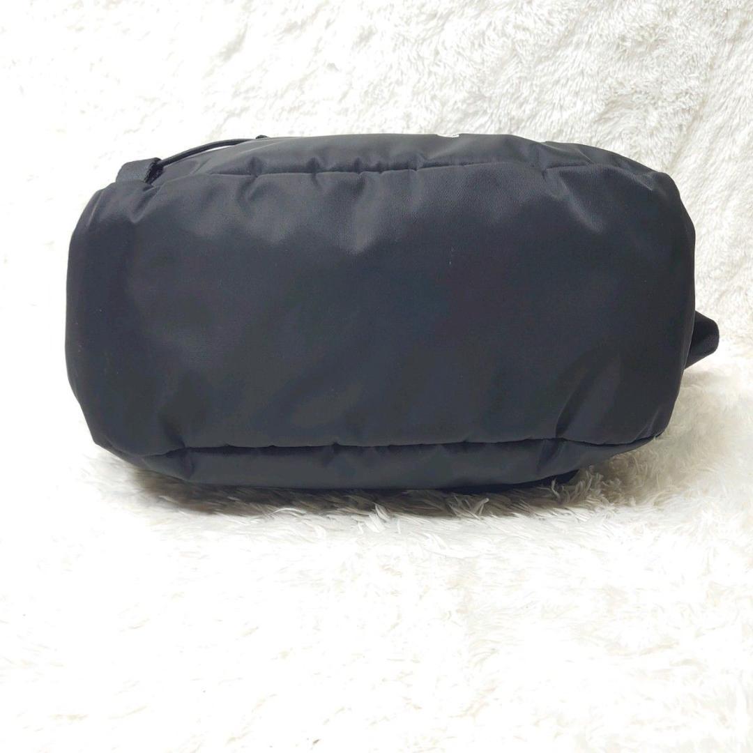 未使用級】極美品 オニツカタイガー メッセンジャーバッグ 刺繍