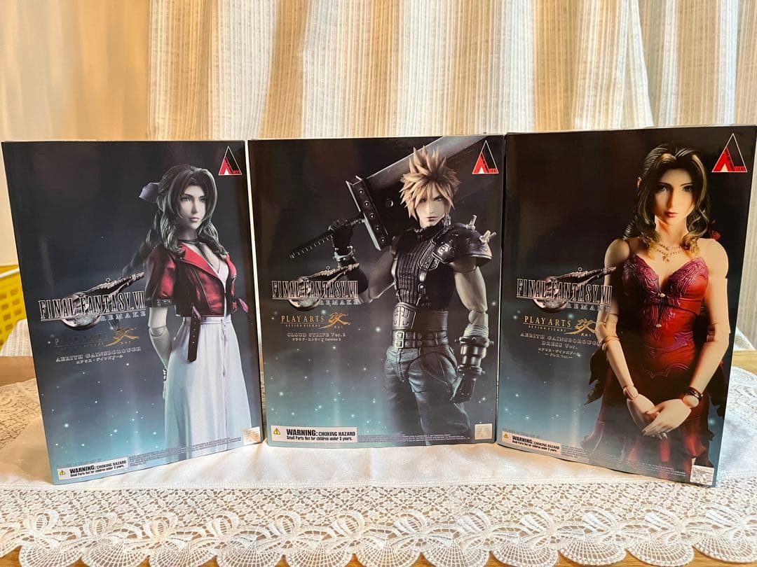 PLAY ARTS改 エアリス　ドレス クラウド　ファイナルファンタジーVII Amazon.co.jp: ファイナルファンタジーVII リメイク PLAY ARTS改