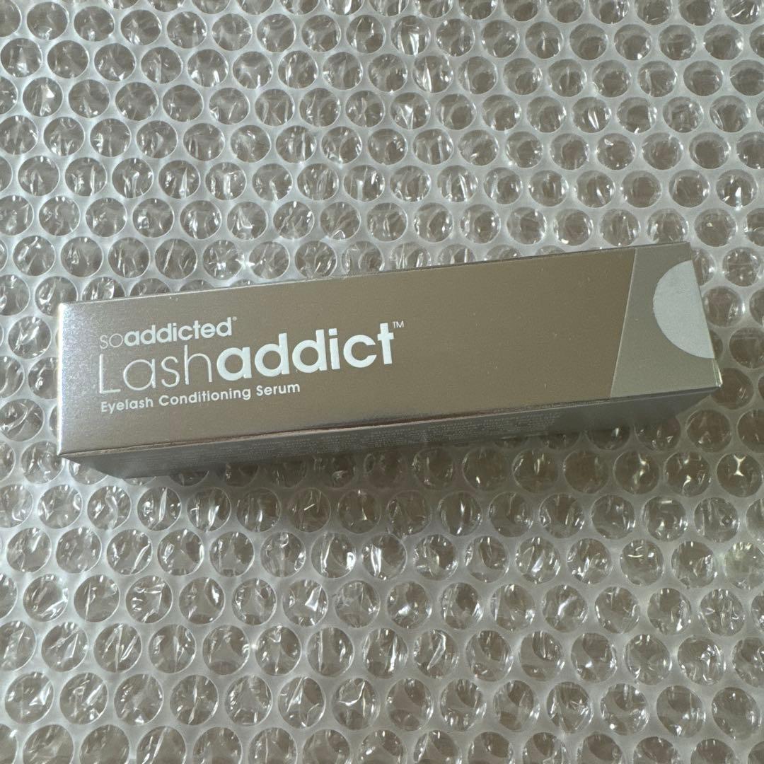 ラッシュアディクト　まつ毛美容液