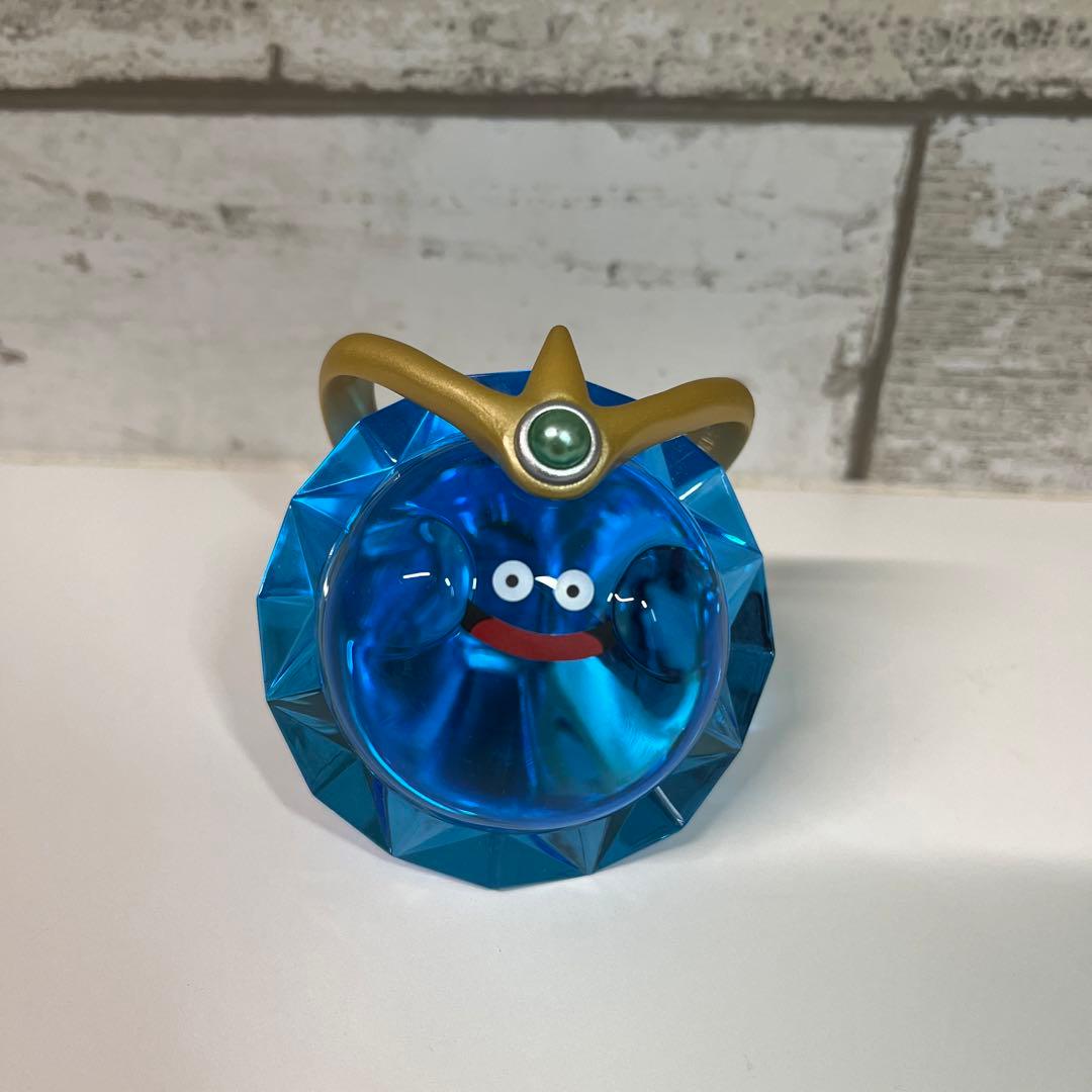 ドラクエ ビッグクリアフィギュア スライムエンペラー - メルカリ