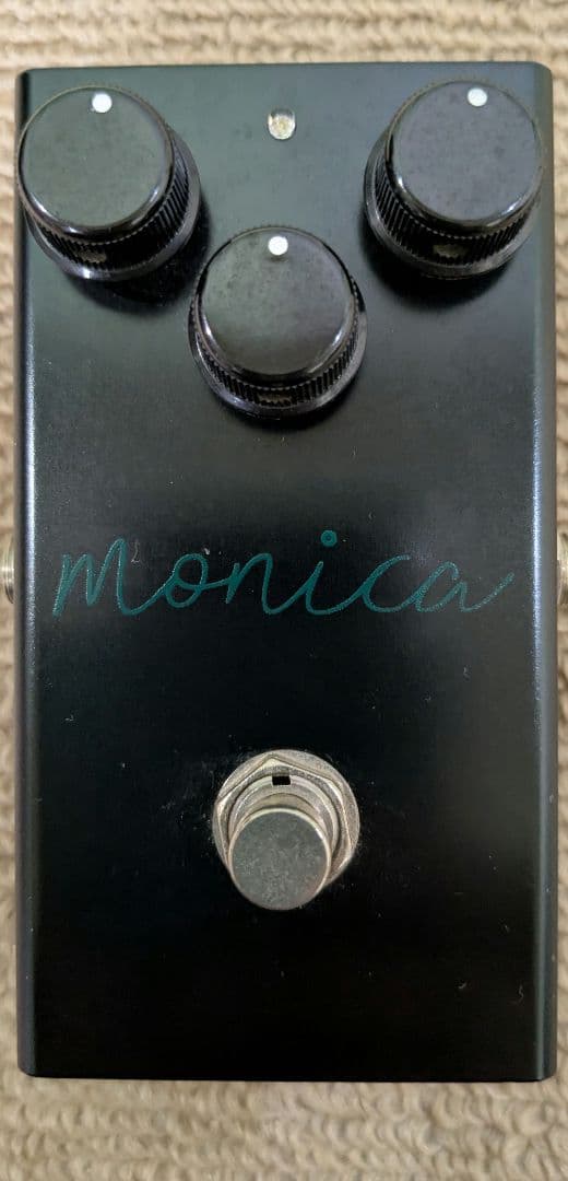 Virtues （ヴァーチャス）monica 中古美品