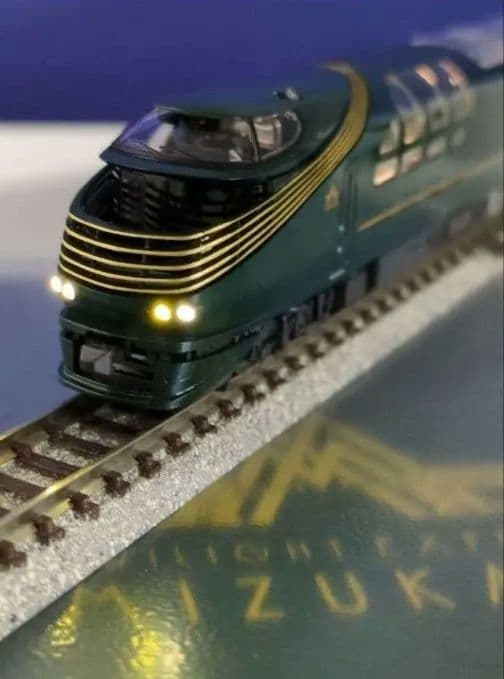 Nゲージ JR87系 TWILIGHT EXPRESS 瑞風　TOMIX