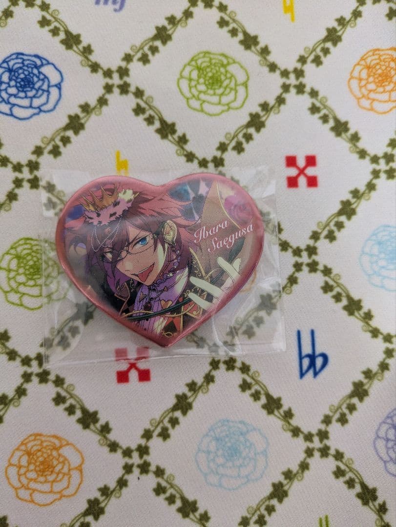 あんスタ】七種茨 ハート缶バッジ - メルカリ