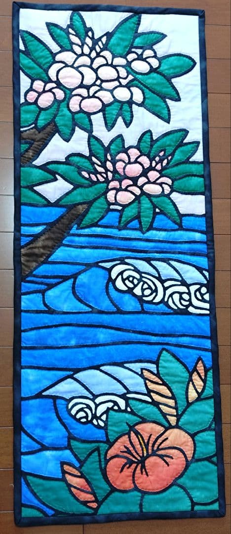 タペストリー　ハワイアンキルト　ステンドグラスキルト