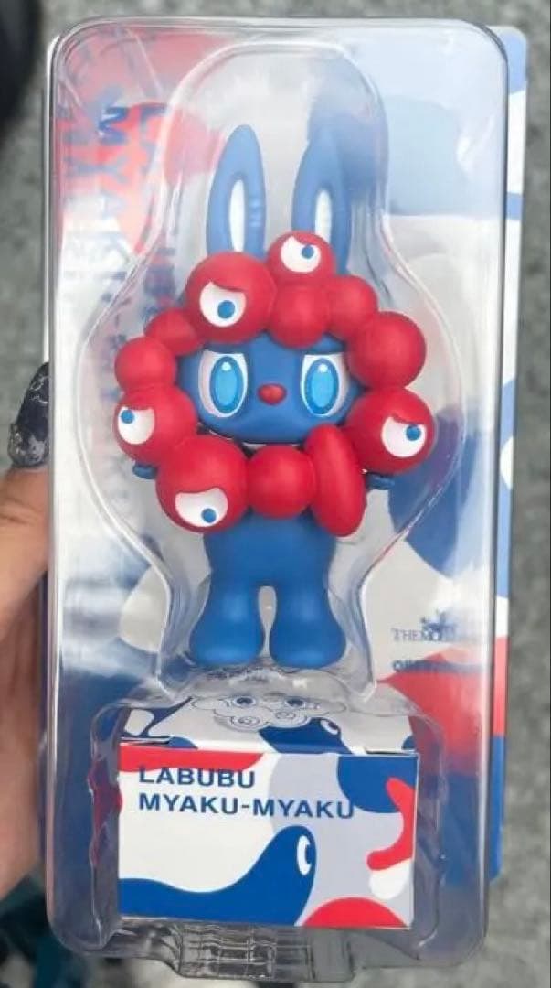 ラブブ ミャクミャク フィギュア レシートあり