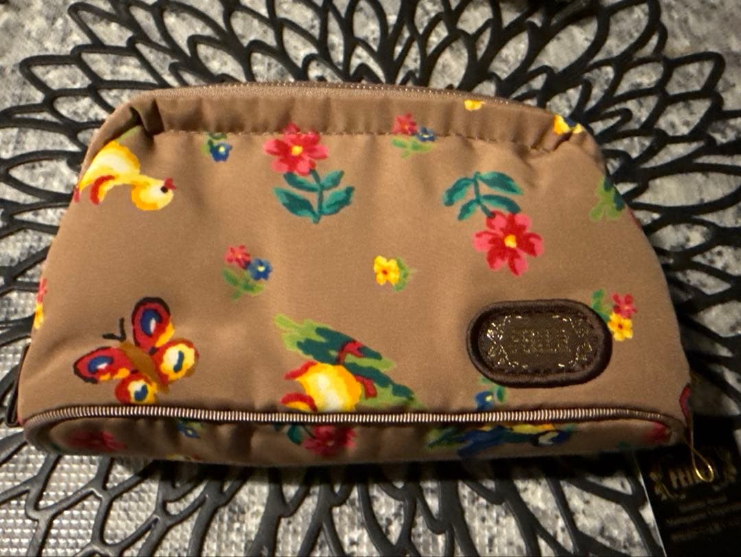 【新品未使用タグ付き】希少完売品フェイラーハイジ柄ワイヤーポーチ 未使用級 タグ付き】フェイラー バニティ ポーチ ハイジ ハンドバッグ