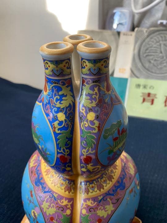 雍正年製粉彩三口葫芦瓶、サイズ約高さ24cm径约16cm - メルカリ