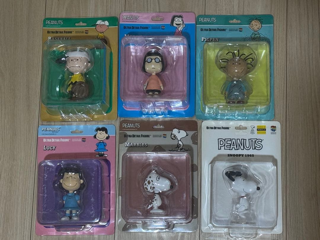 PEANUTS フィギュアセット スヌーピー 6個　セット