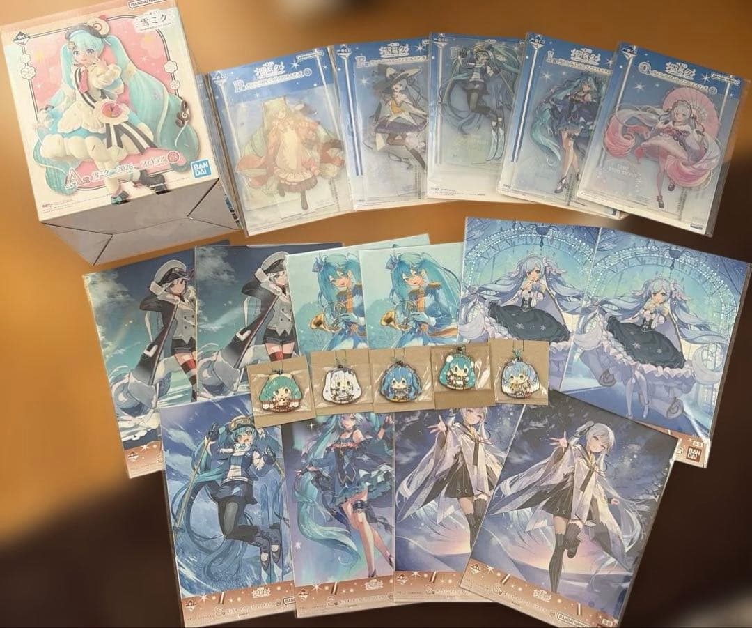 雪ミク　一番くじ　a賞　クリアポスター　アクリルスタンド　アクスタ　フィギュア
