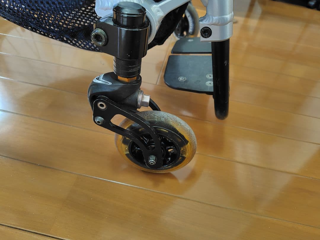 車椅子（自走式）OXエンジニアリング GWX III シルバーフレーム