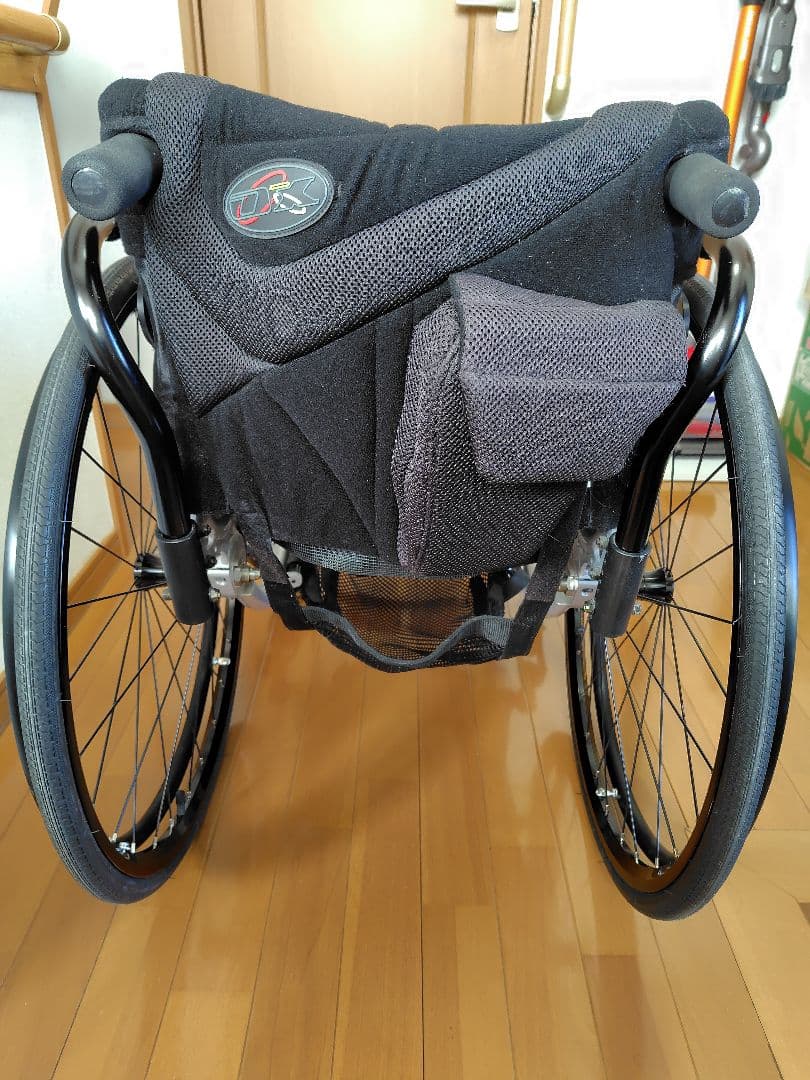 車椅子（自走式）OXエンジニアリング GWX III シルバーフレーム