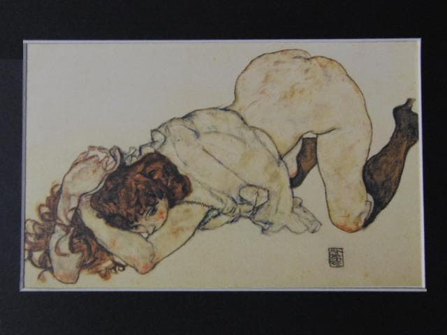 エゴン・シーレ、【両肘で体をささえ、跪く少女】、希少な画集画 エゴン・シーレ アートポストカード 膝を立てて座っている女 | hmm, by