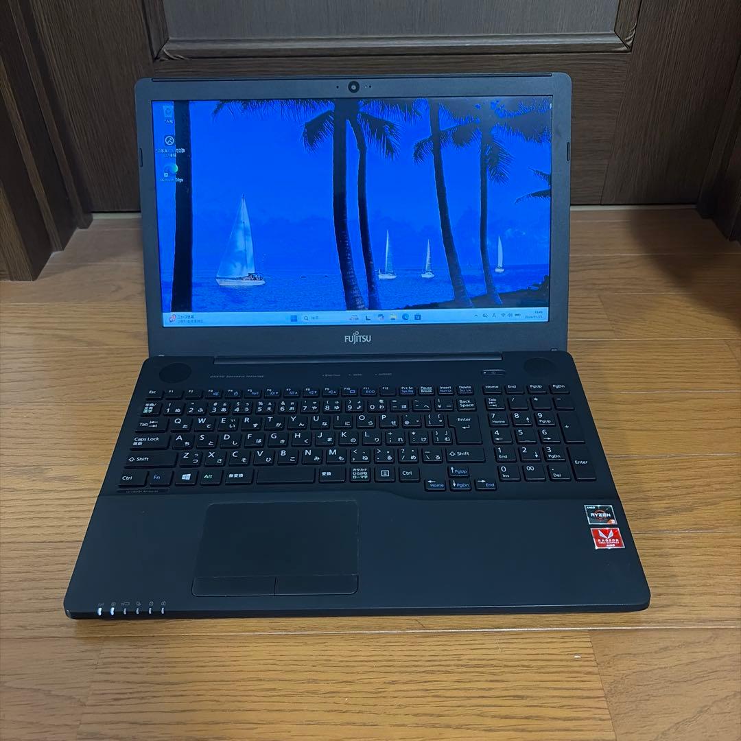 FUJITSU ノートパソコン LIFEBOOK AH43/D3 中古