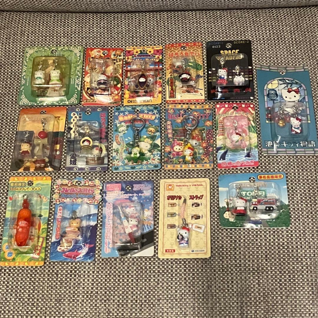 合馬公式アカウント1 様専用 ご当地キティ 200個 まとめ売り - メルカリ