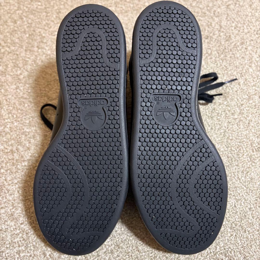 新品同様 アディダス スタンスミス LUX 26.5cm 黒 ブラック