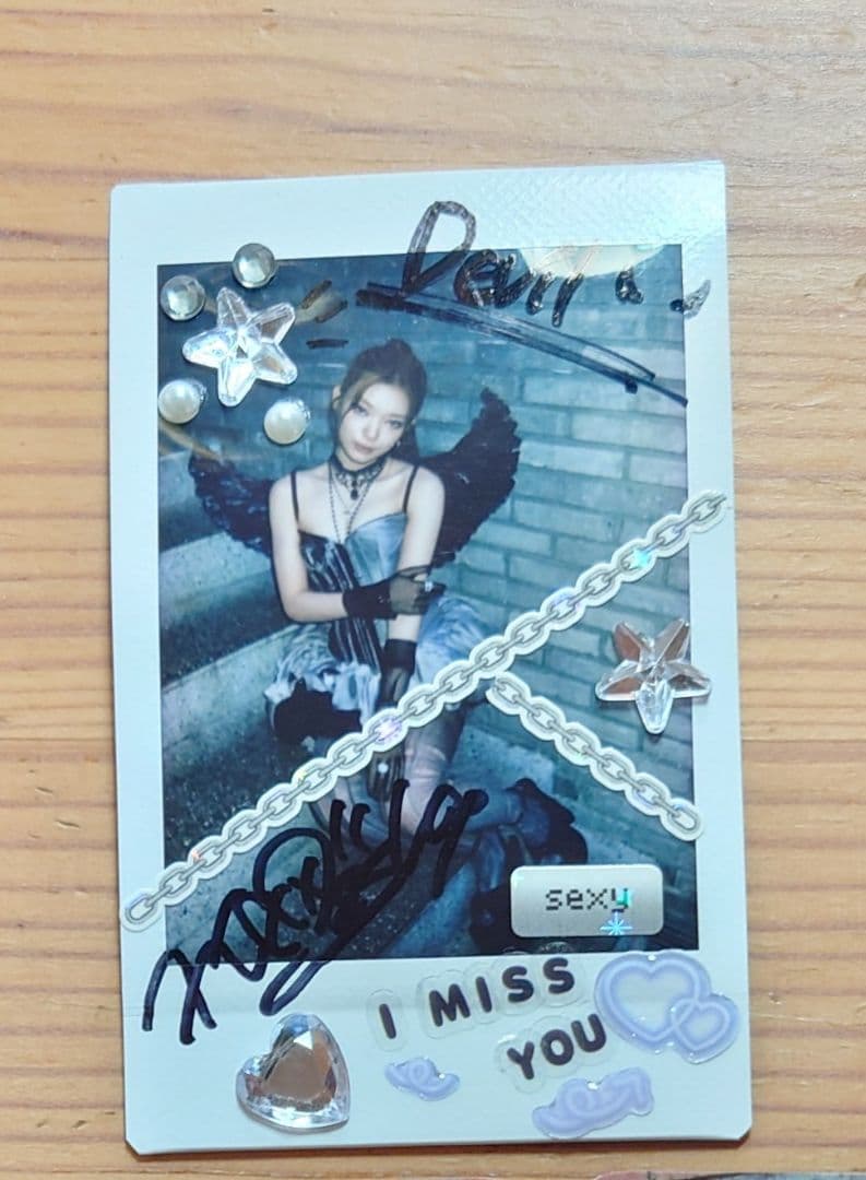 cosmosy コスモシー オリジナル撮り下ろしチェキ (サイン入り)＆トレカ