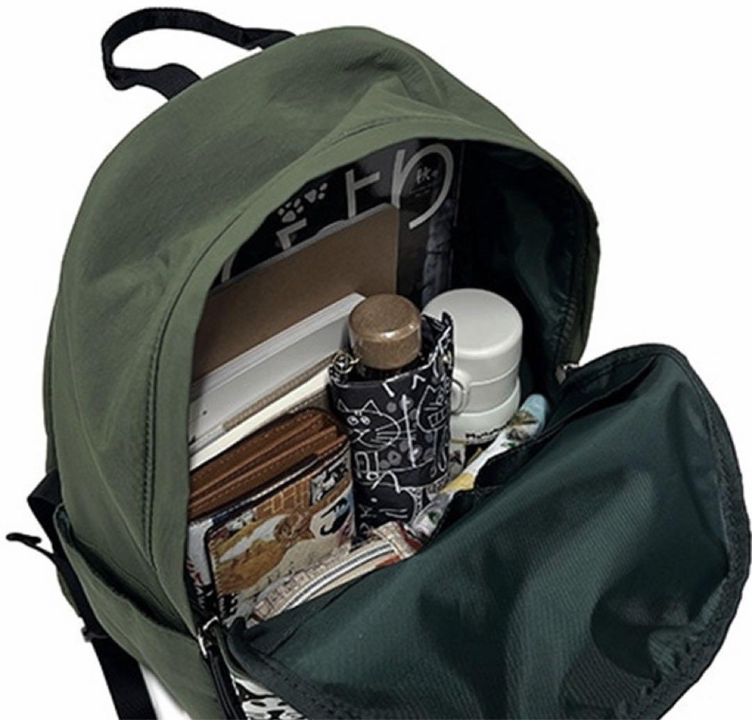 《マンハッタナーズ》未使用 ポケット多数 かわいいネコちゃん軽量リュックサック