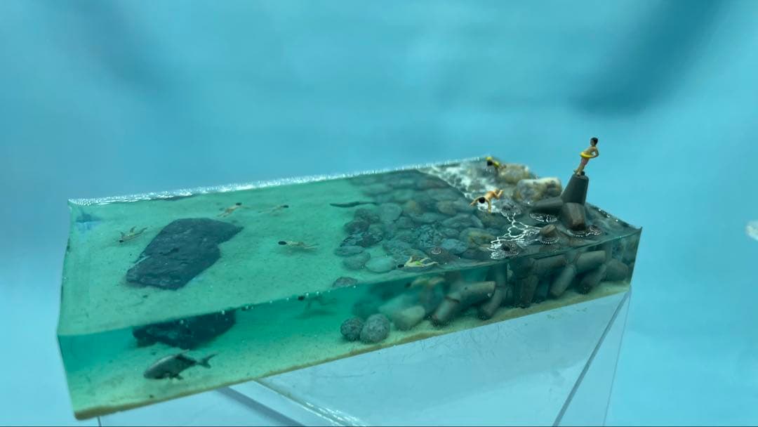 清流で泳ぐ子供たち ジオラマ - メルカリ