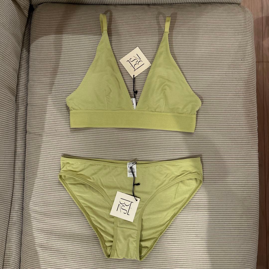 新品未使用タグ付き♡ベースレンジ ♡ブラ&ショーツセットアップ スパークス バイカラーフラワーコード ショーツ セット Tバック