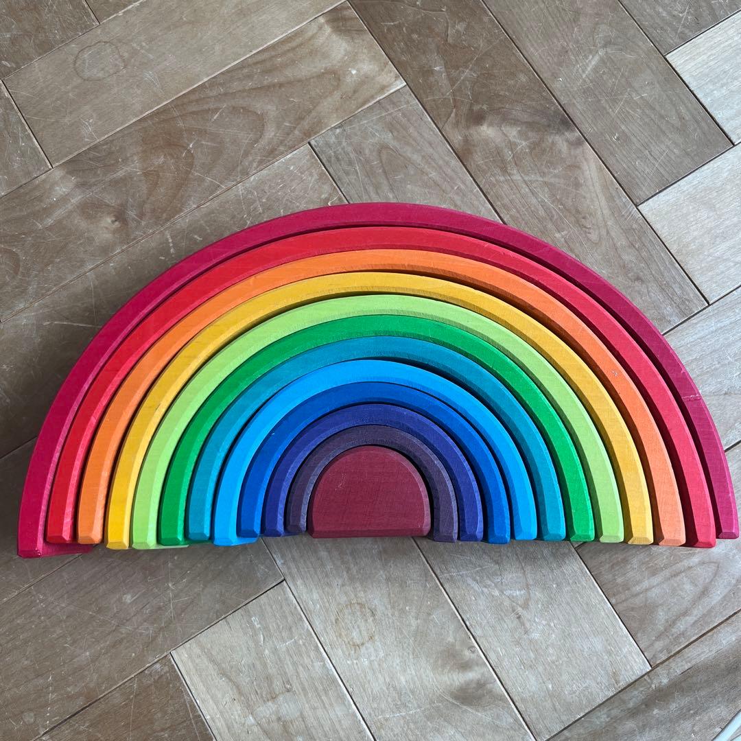 グリムス　レインボー　大　木製虹型積み木 知育玩具　モンテッソーリ Grimm's Spiel & Holz Design グリムス社］虹色トンネル アーチ