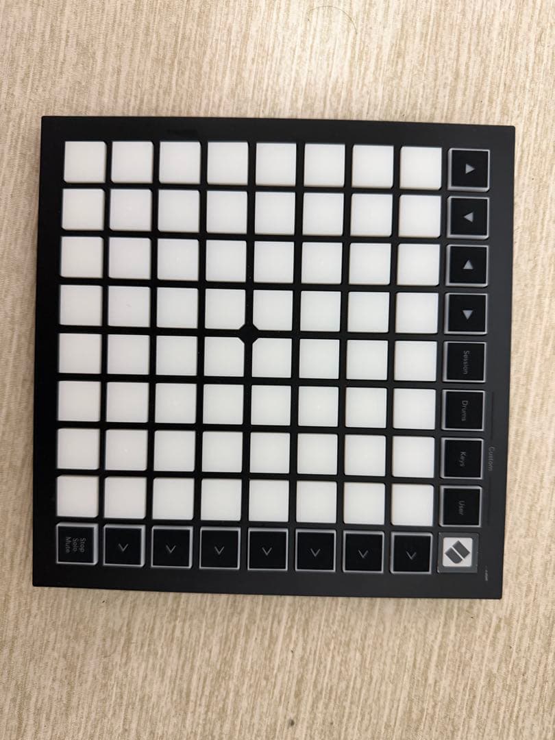 DTM・DAW Novation LaunchPad Mini MK3 Novation Launchpad Mini MK3 – DJ TechTools