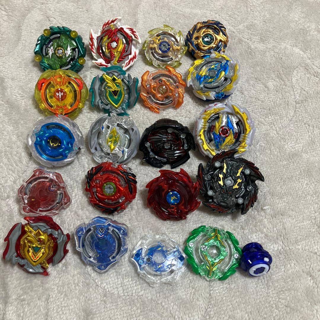 ベイブレード セット 18個と付属品