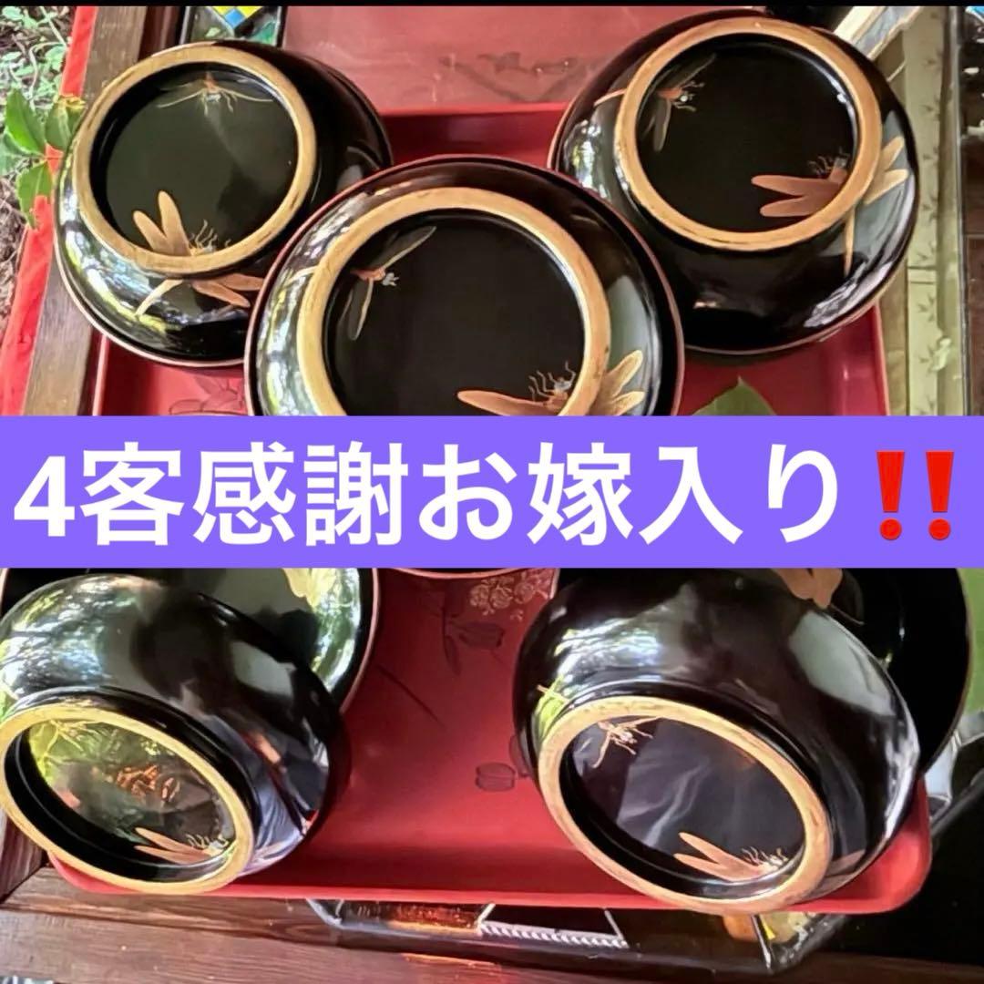 Ｂ様へ感謝お嫁入り‼️レアなかげろふJAPAN螺鈿蒔絵『蜻蛉＆菊＆木蓮上黒持椀4客 螺鈿や蒔絵のアクセサリーの仕上げをしています。コンパウンドをつけて