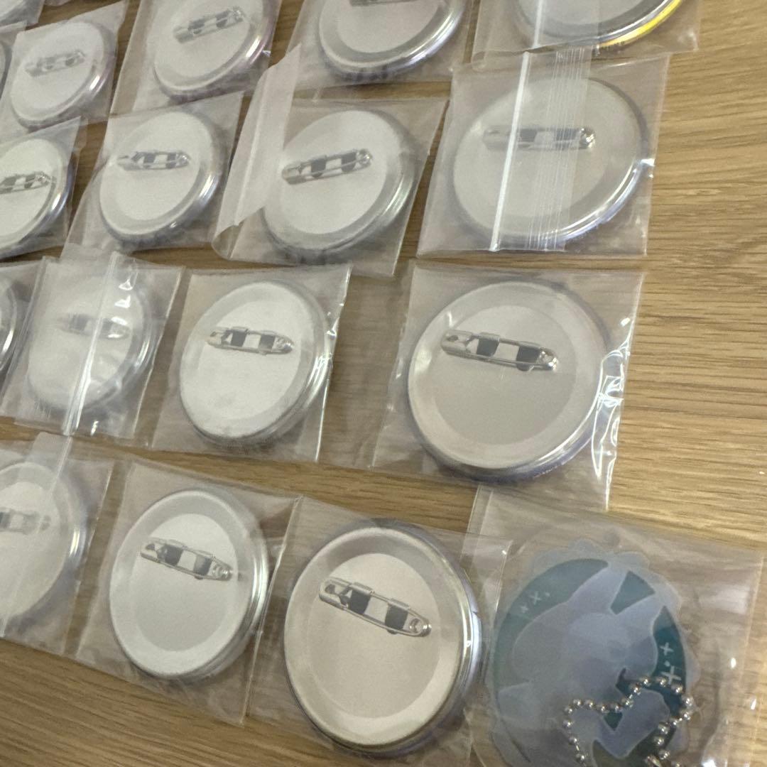 ポケモン 缶バッジ まとめ売り【5049 - メルカリ